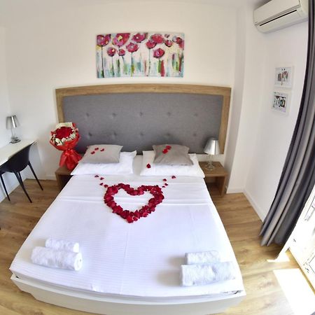 プロマイナ Pansion Mlikota Bed & Breakfast エクステリア 写真