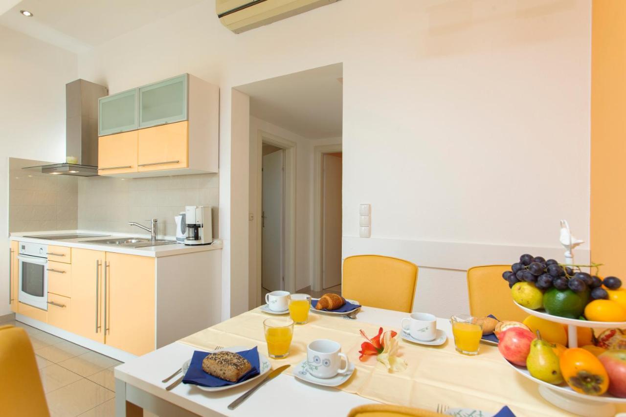 プロマイナ Pansion Mlikota Bed & Breakfast エクステリア 写真